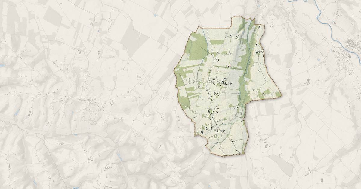 Portrait cartographique de Arsague : relief, eau, forêts, bâti et voies, calculés à partir des données de l'IGN