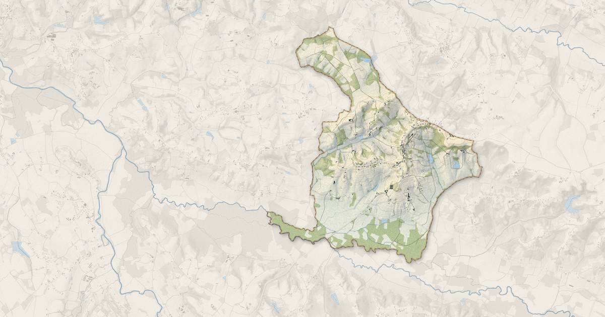 Portrait cartographique de Brassempouy : relief, eau, forêts, bâti et voies, calculés à partir des données de l'IGN