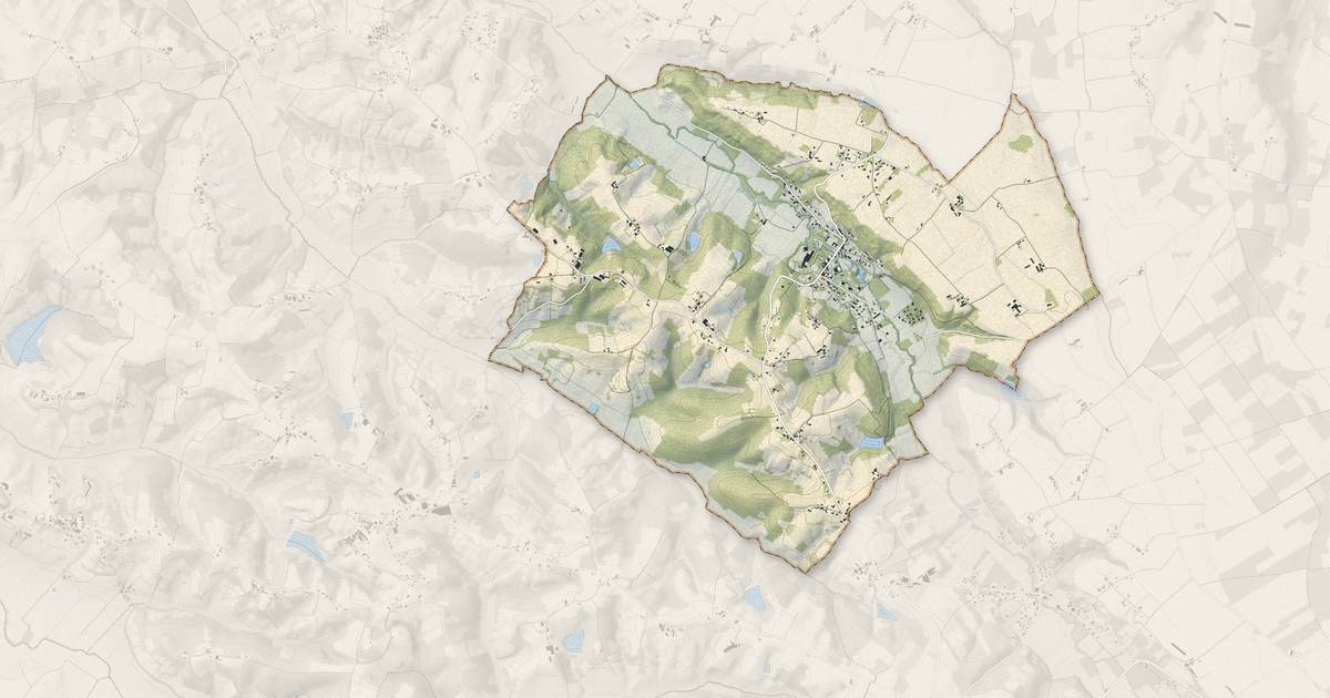 Portrait cartographique de Eugénie-les-Bains : relief, eau, forêts, bâti et voies, calculés à partir des données de l'IGN