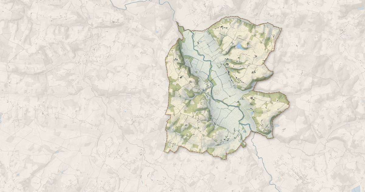Portrait cartographique de Eyres-Moncube : relief, eau, forêts, bâti et voies, calculés à partir des données de l'IGN