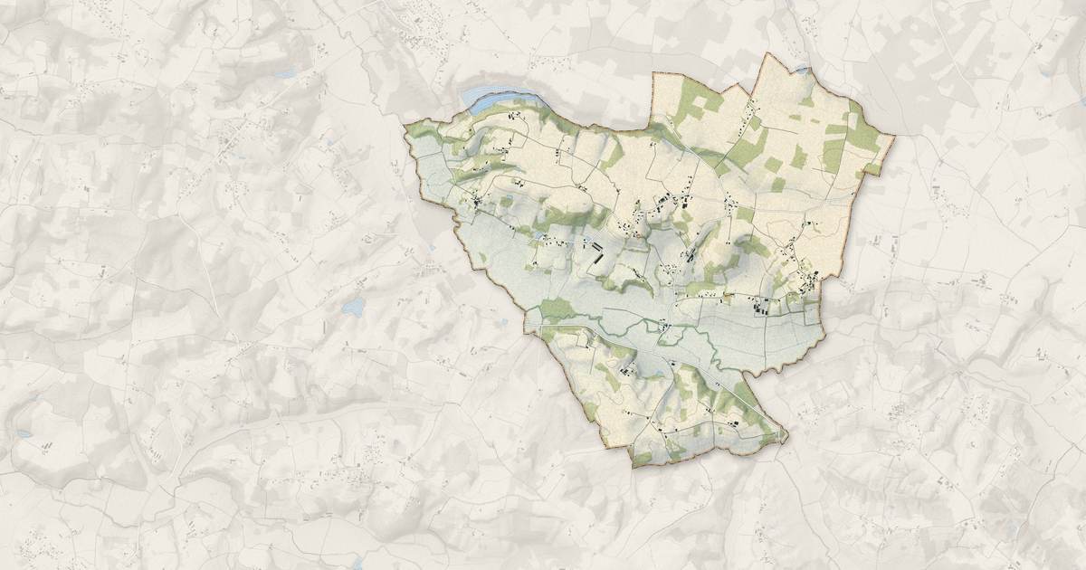 Portrait cartographique de Fargues : relief, eau, forêts, bâti et voies, calculés à partir des données de l'IGN