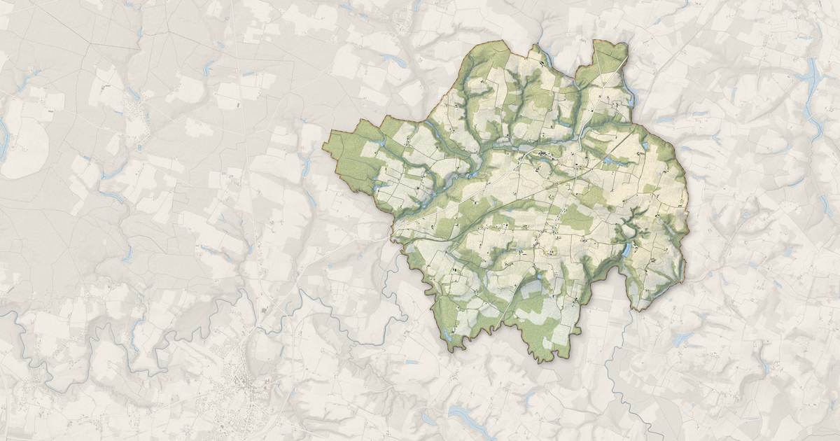 Portrait cartographique de Le Frêche : relief, eau, forêts, bâti et voies, calculés à partir des données de l'IGN