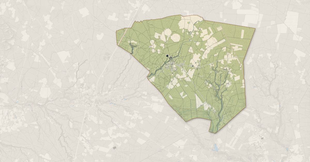 Portrait cartographique de Herm : relief, eau, forêts, bâti et voies, calculés à partir des données de l'IGN