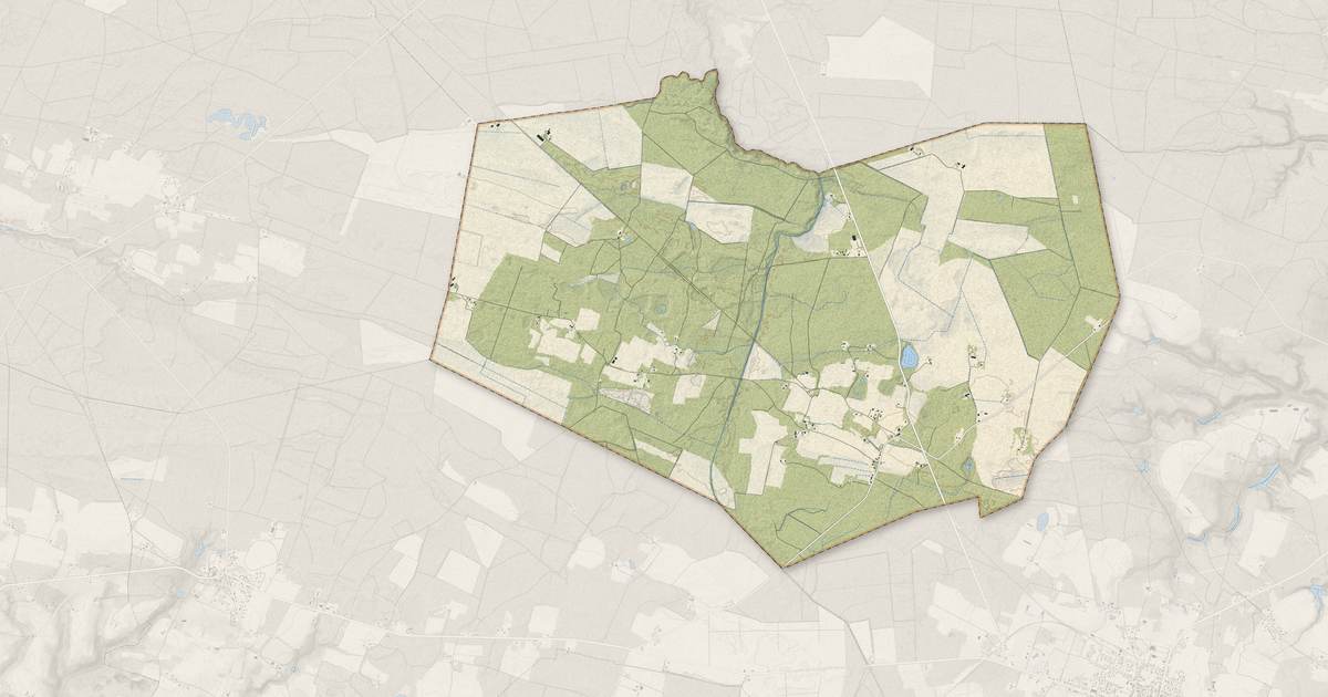 Portrait cartographique de Herré : relief, eau, forêts, bâti et voies, calculés à partir des données de l'IGN