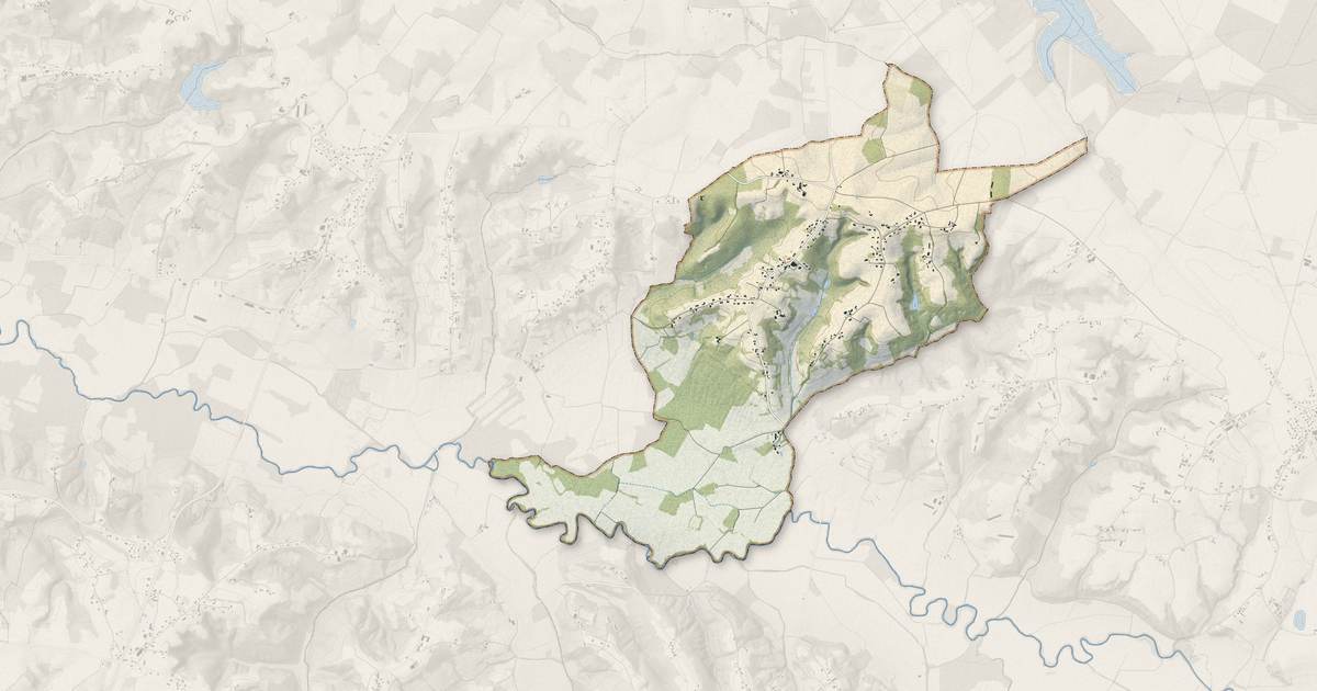 Portrait cartographique de Lacrabe : relief, eau, forêts, bâti et voies, calculés à partir des données de l'IGN