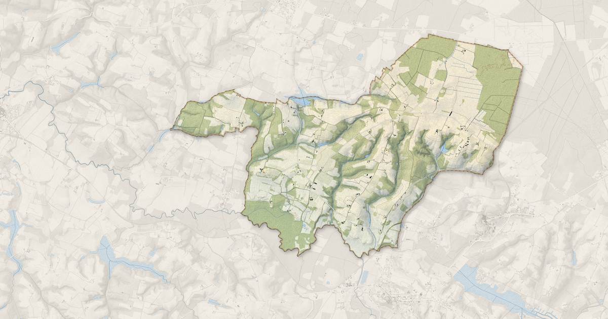 Portrait cartographique de Lagrange : relief, eau, forêts, bâti et voies, calculés à partir des données de l'IGN