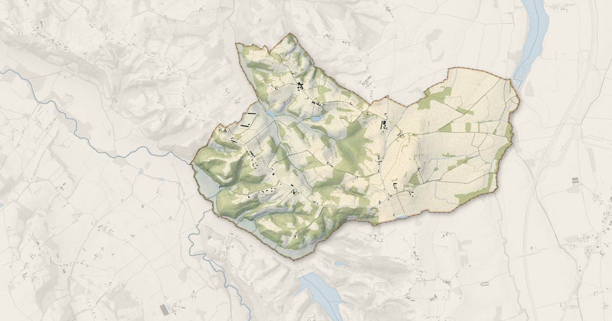 Portrait cartographique de Lauret : relief, eau, forêts, bâti et voies, calculés à partir des données de l'IGN
