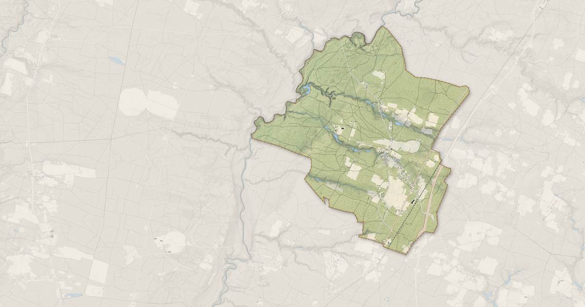Portrait cartographique de Lucbardez-et-Bargues : relief, eau, forêts, bâti et voies, calculés à partir des données de l'IGN