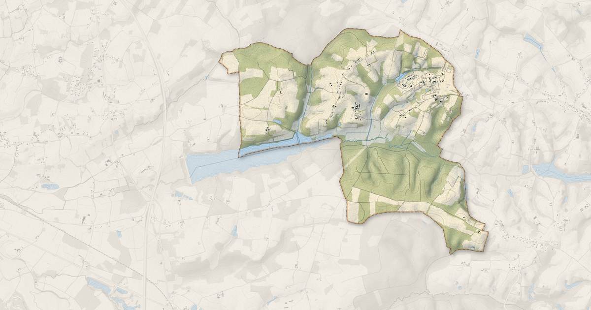Portrait cartographique de Lussagnet : relief, eau, forêts, bâti et voies, calculés à partir des données de l'IGN