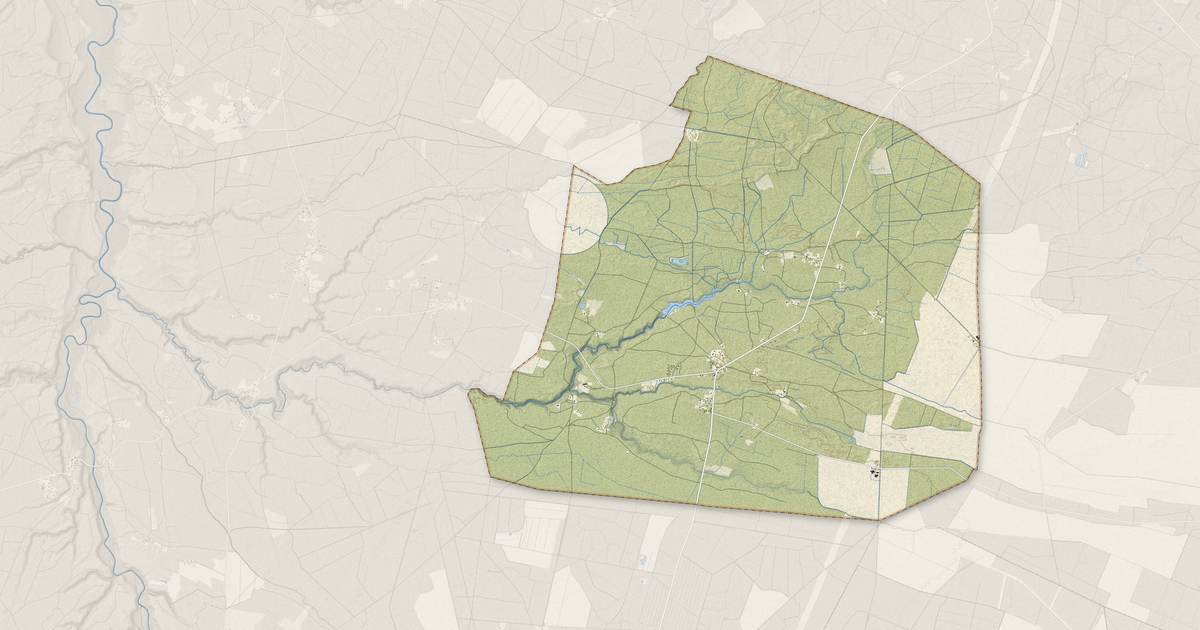 Portrait cartographique de Mano : relief, eau, forêts, bâti et voies, calculés à partir des données de l'IGN