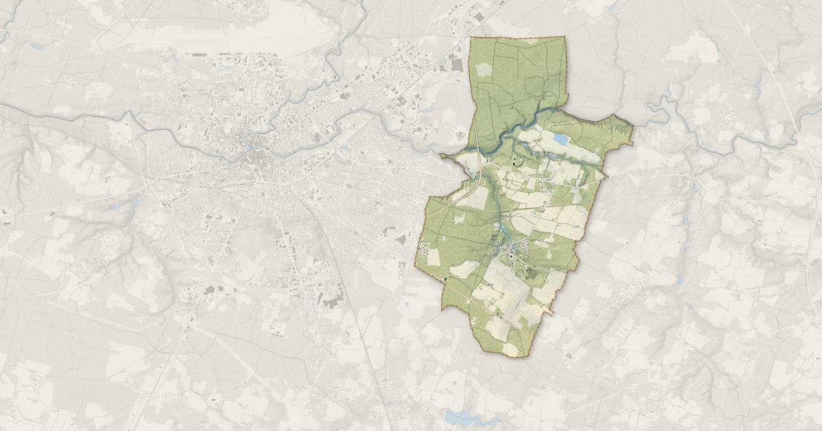 Portrait cartographique de Mazerolles : relief, eau, forêts, bâti et voies, calculés à partir des données de l'IGN