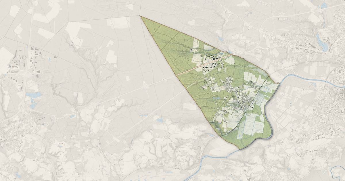 Portrait cartographique de Mées : relief, eau, forêts, bâti et voies, calculés à partir des données de l'IGN