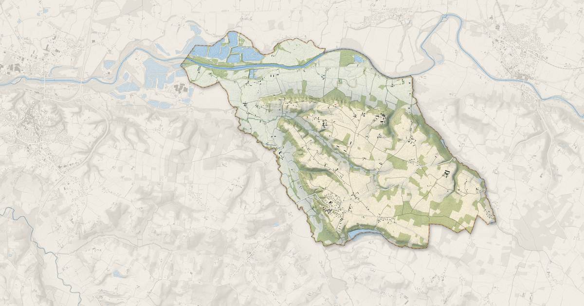 Portrait cartographique de Montgaillard : relief, eau, forêts, bâti et voies, calculés à partir des données de l'IGN
