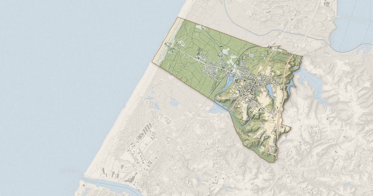 Portrait cartographique de Ondres : relief, eau, forêts, bâti et voies, calculés à partir des données de l'IGN