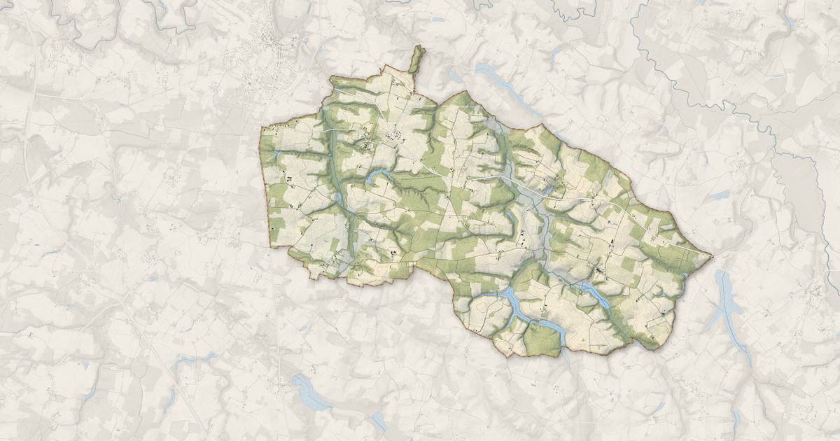 Portrait cartographique de Perquie : relief, eau, forêts, bâti et voies, calculés à partir des données de l'IGN