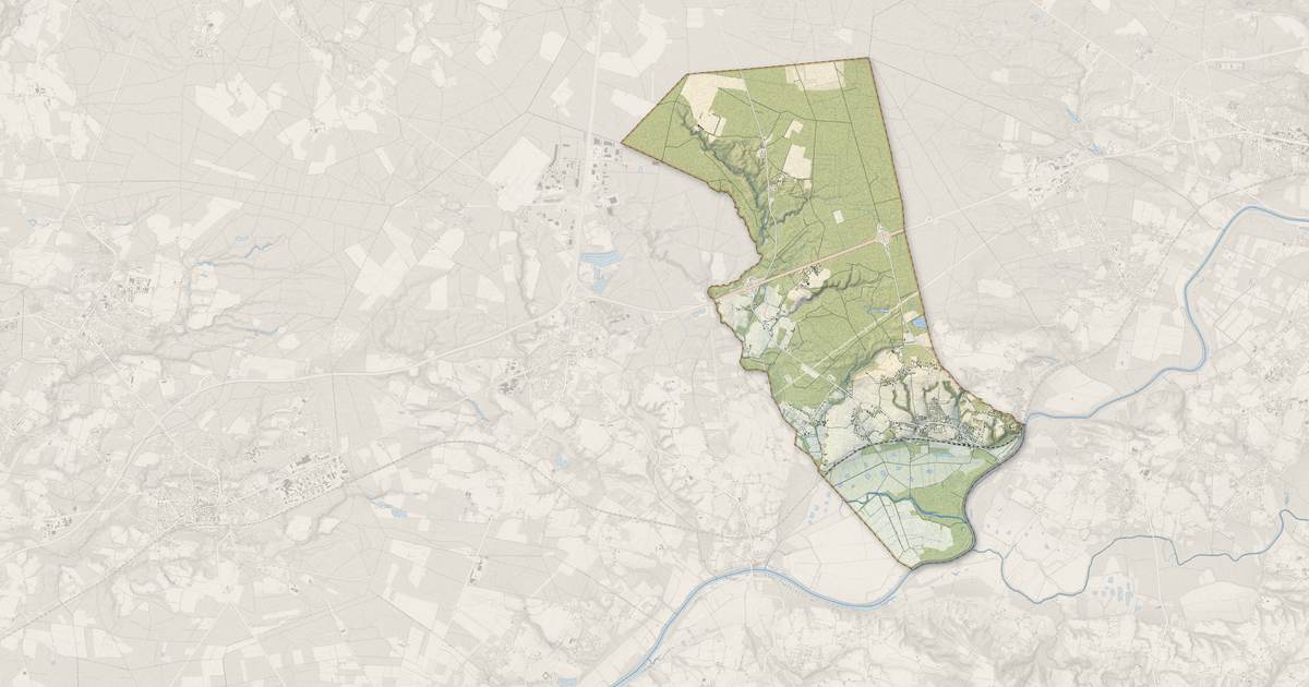 Portrait cartographique de Rivière-Saas-et-Gourby : relief, eau, forêts, bâti et voies, calculés à partir des données de l'IGN