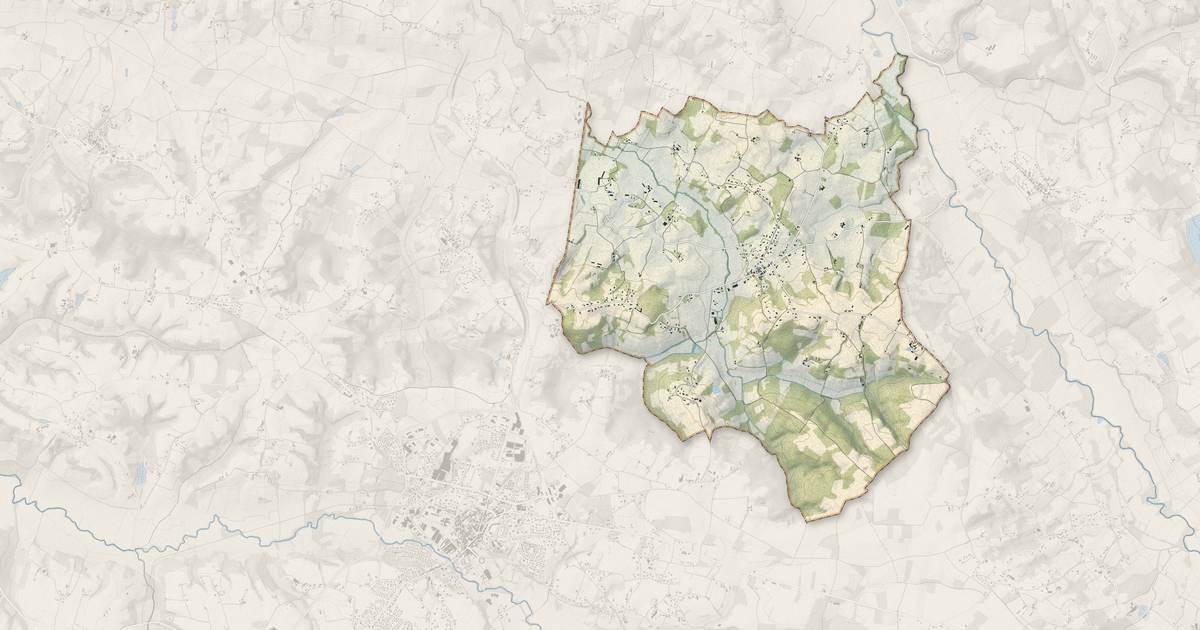 Portrait cartographique de Sainte-Colombe : relief, eau, forêts, bâti et voies, calculés à partir des données de l'IGN