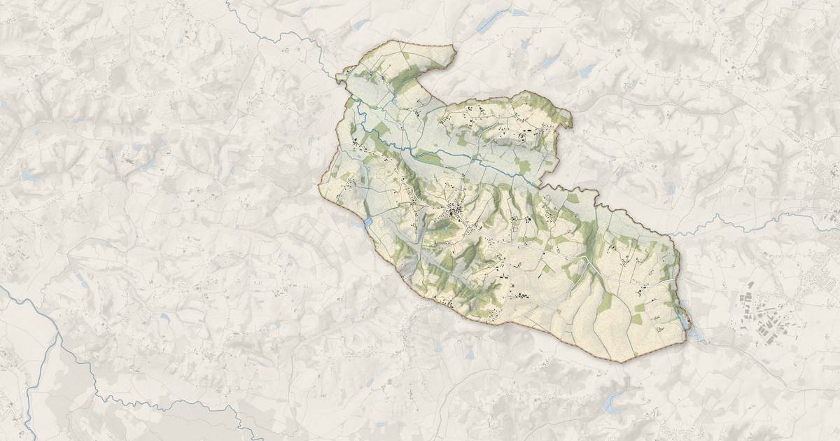 Portrait cartographique de Saint-Cricq-Chalosse : relief, eau, forêts, bâti et voies, calculés à partir des données de l'IGN