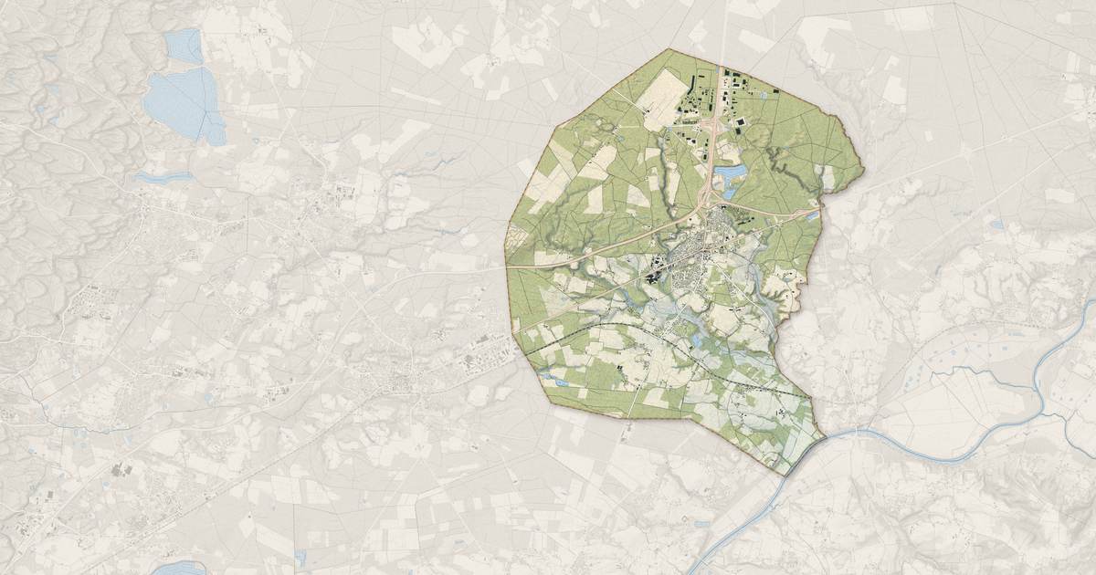 Portrait cartographique de Saint-Geours-de-Maremne : relief, eau, forêts, bâti et voies, calculés à partir des données de l'IGN