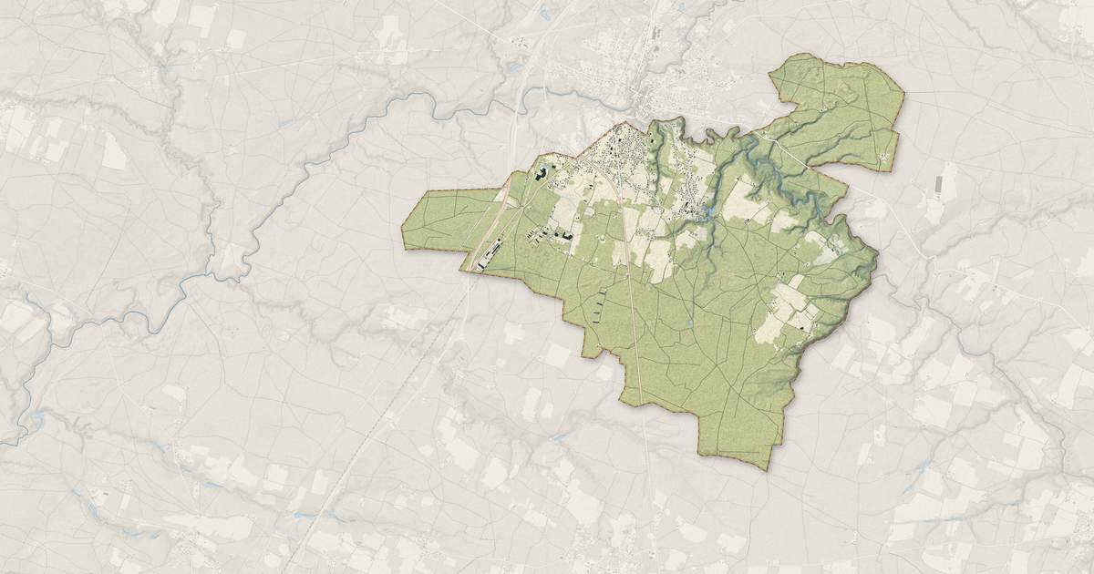 Portrait cartographique de Sarbazan : relief, eau, forêts, bâti et voies, calculés à partir des données de l'IGN