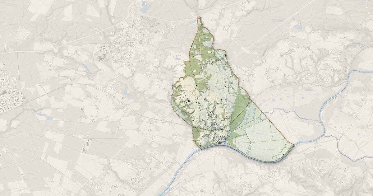 Portrait cartographique de Saubusse : relief, eau, forêts, bâti et voies, calculés à partir des données de l'IGN