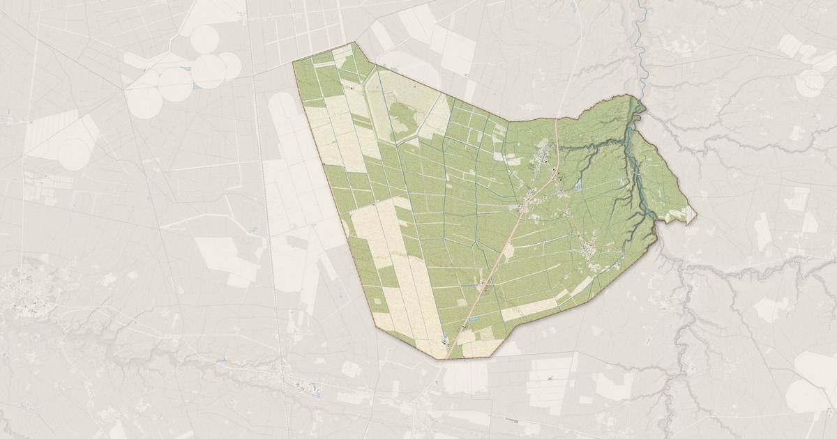 Portrait cartographique de Saugnac-et-Muret : relief, eau, forêts, bâti et voies, calculés à partir des données de l'IGN