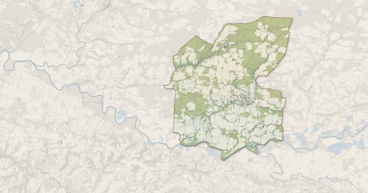 Portrait cartographique de Souprosse : relief, eau, forêts, bâti et voies, calculés à partir des données de l'IGN