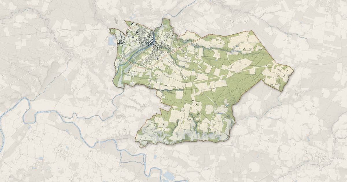 Portrait cartographique de Tartas : relief, eau, forêts, bâti et voies, calculés à partir des données de l'IGN
