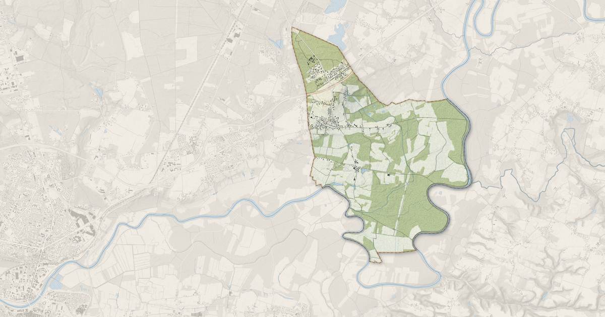 Portrait cartographique de Téthieu : relief, eau, forêts, bâti et voies, calculés à partir des données de l'IGN