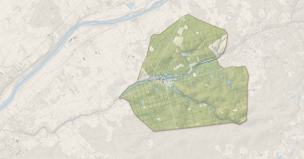 Portrait cartographique de Chambord : relief, eau, forêts, bâti et voies, calculés à partir des données de l'IGN