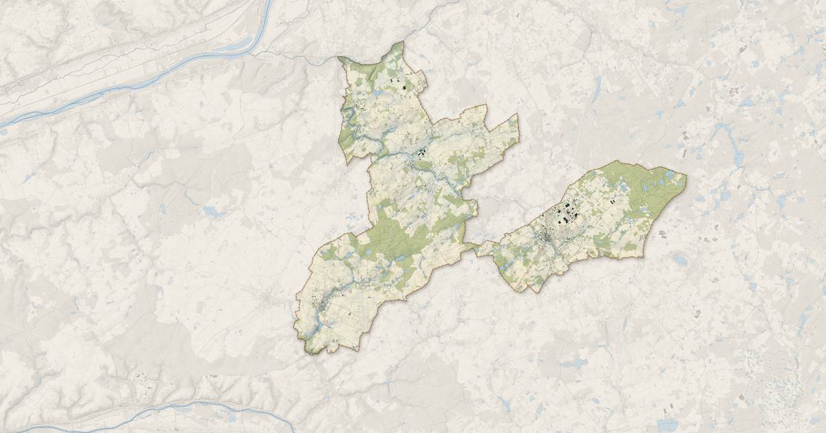 Portrait cartographique de Le Controis-en-Sologne : relief, eau, forêts, bâti et voies, calculés à partir des données de l'IGN