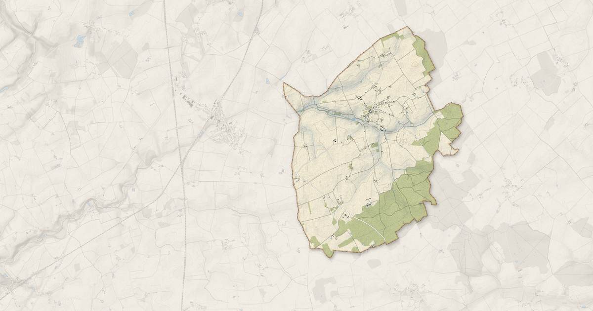 Portrait cartographique de Lancé : relief, eau, forêts, bâti et voies, calculés à partir des données de l'IGN