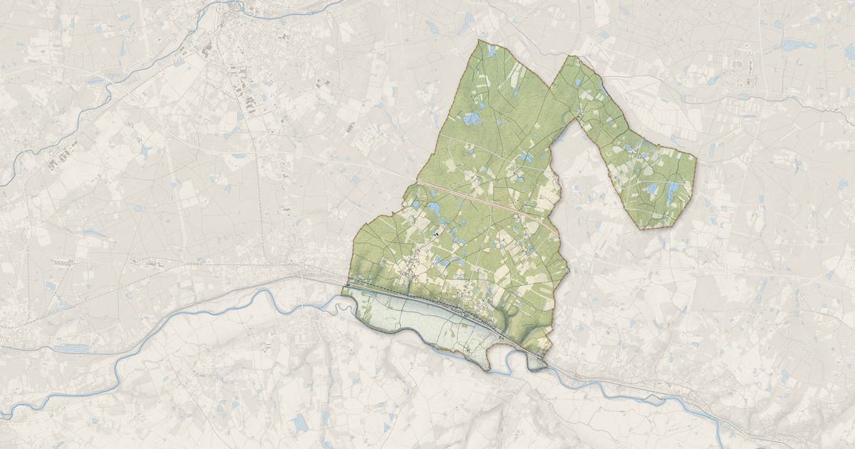 Portrait cartographique de Langon-sur-Cher : relief, eau, forêts, bâti et voies, calculés à partir des données de l'IGN
