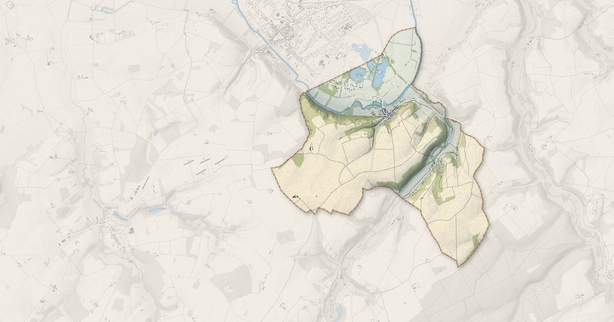 Portrait cartographique de Lavardin : relief, eau, forêts, bâti et voies, calculés à partir des données de l'IGN