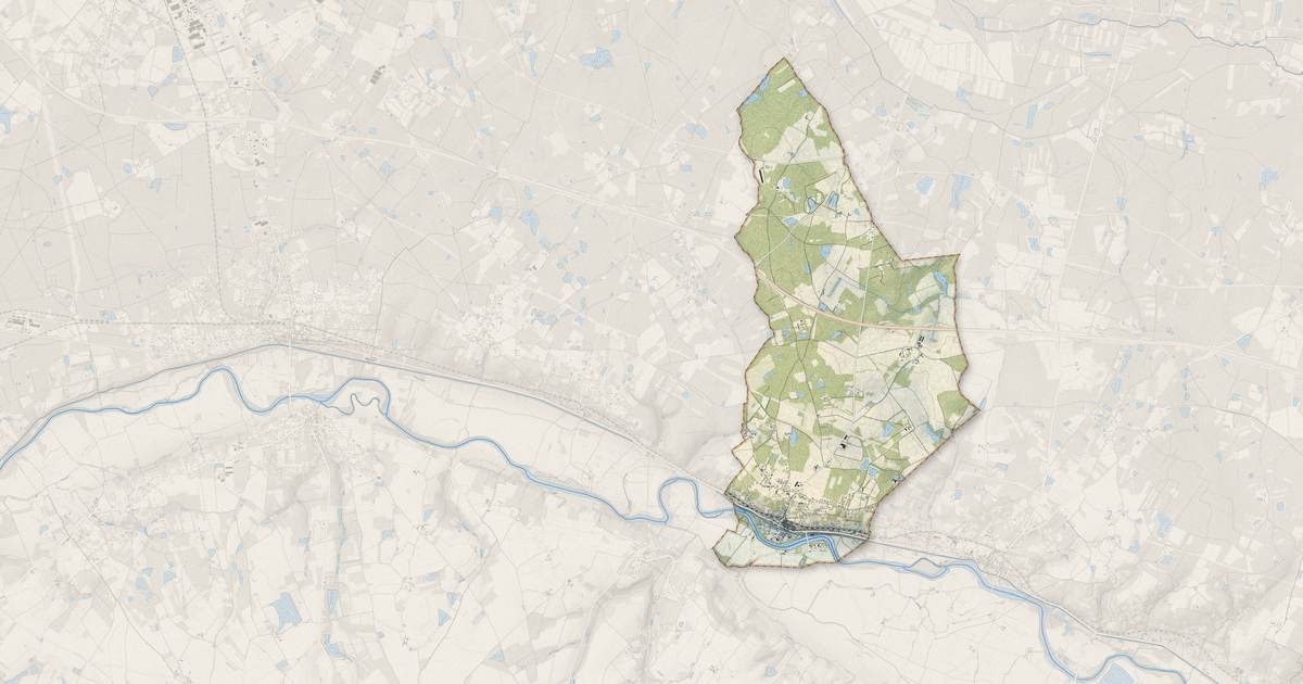 Portrait cartographique de Mennetou-sur-Cher : relief, eau, forêts, bâti et voies, calculés à partir des données de l'IGN