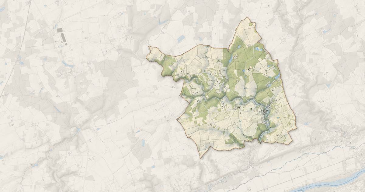 Portrait cartographique de Mesland : relief, eau, forêts, bâti et voies, calculés à partir des données de l'IGN
