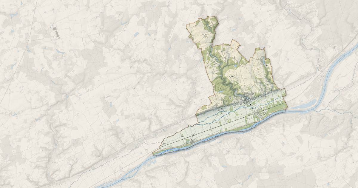 Portrait cartographique de Veuzain-sur-Loire : relief, eau, forêts, bâti et voies, calculés à partir des données de l'IGN