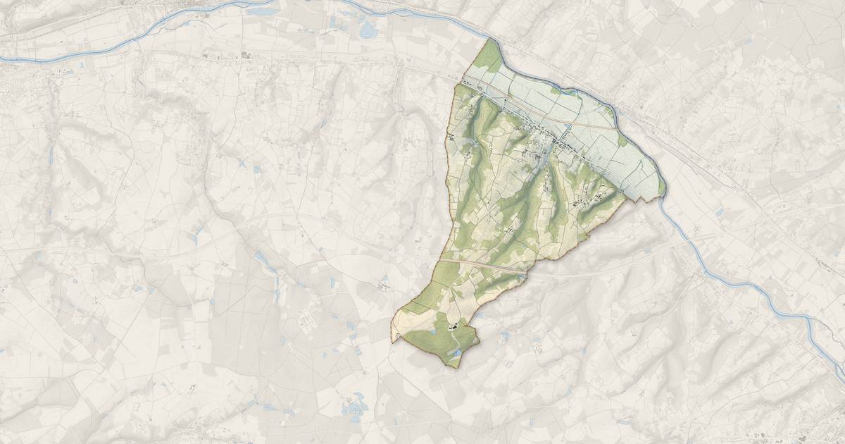 Portrait cartographique de Pouillé : relief, eau, forêts, bâti et voies, calculés à partir des données de l'IGN