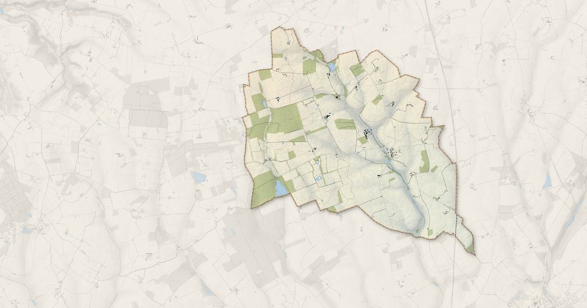 Portrait cartographique de Romilly : relief, eau, forêts, bâti et voies, calculés à partir des données de l'IGN