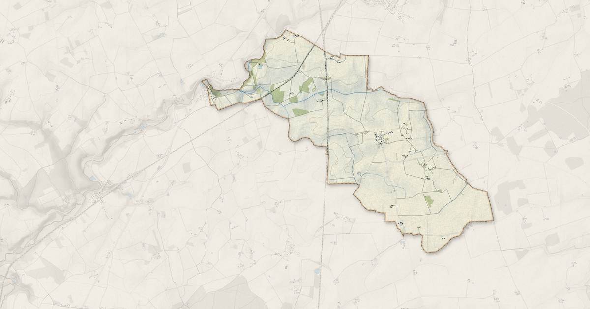 Portrait cartographique de Saint-Gourgon : relief, eau, forêts, bâti et voies, calculés à partir des données de l'IGN