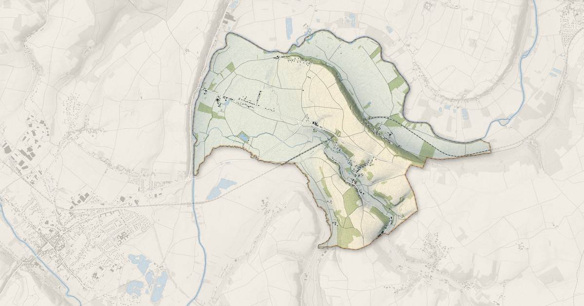 Portrait cartographique de Saint-Rimay : relief, eau, forêts, bâti et voies, calculés à partir des données de l'IGN