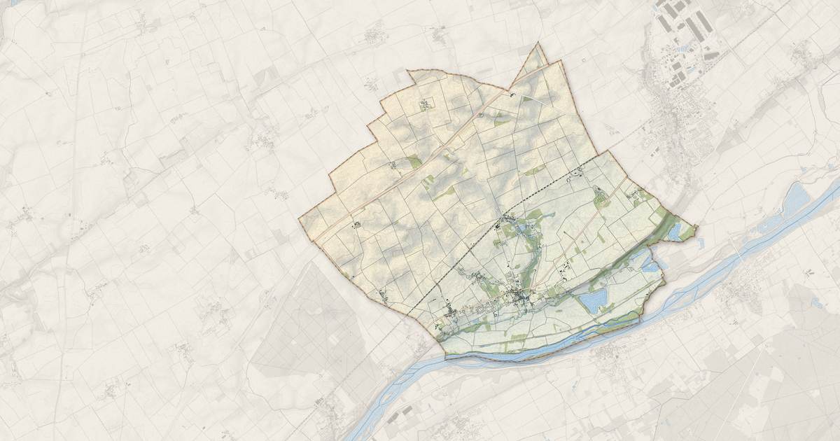 Portrait cartographique de Suèvres : relief, eau, forêts, bâti et voies, calculés à partir des données de l'IGN