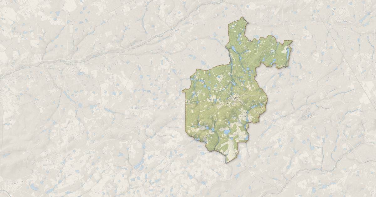Portrait cartographique de Yvoy-le-Marron : relief, eau, forêts, bâti et voies, calculés à partir des données de l'IGN