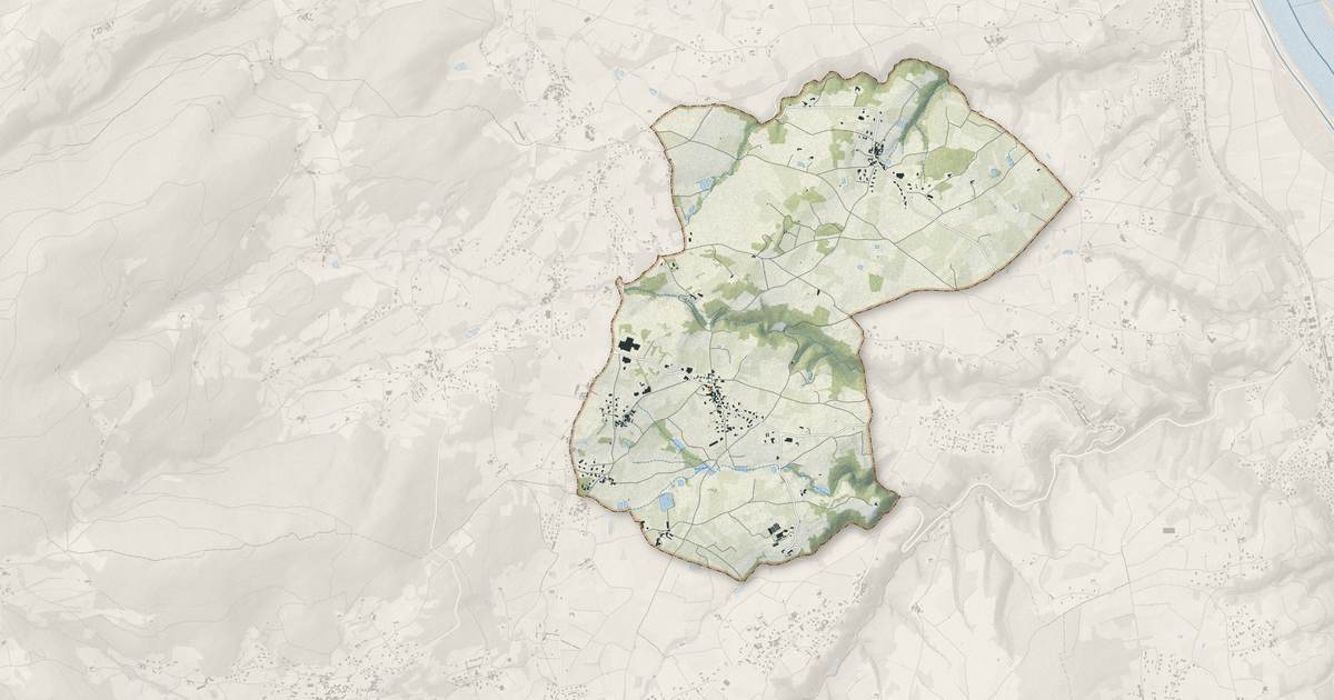 Portrait cartographique de Bessey : relief, eau, forêts, bâti et voies, calculés à partir des données de l'IGN