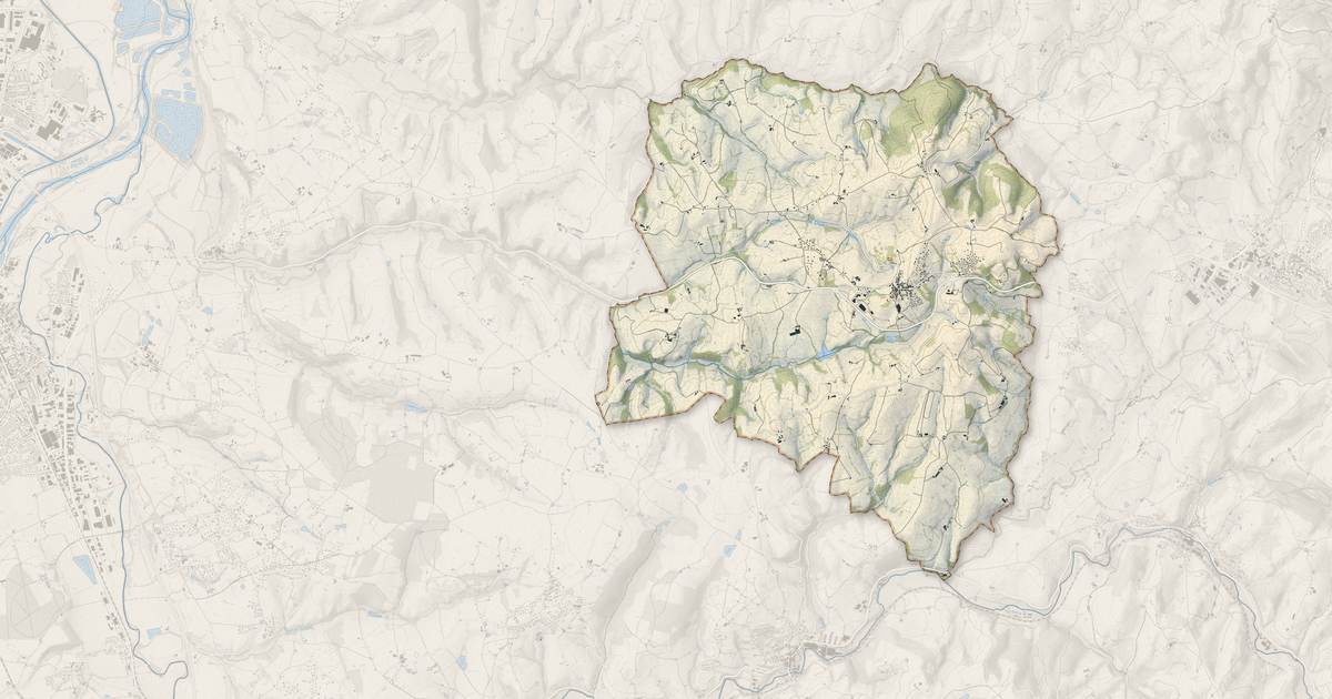 Portrait cartographique de Montagny : relief, eau, forêts, bâti et voies, calculés à partir des données de l'IGN