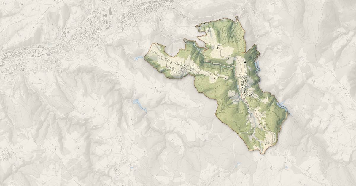 Portrait cartographique de Planfoy : relief, eau, forêts, bâti et voies, calculés à partir des données de l'IGN