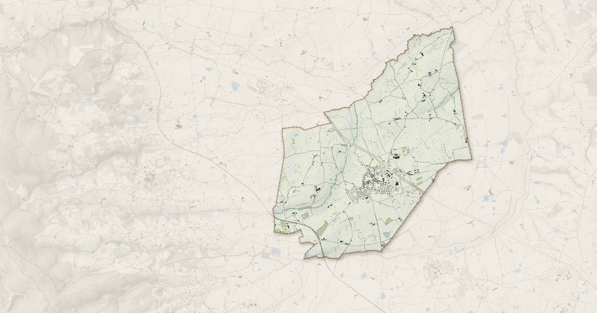 Portrait cartographique de Saint-Germain-Lespinasse : relief, eau, forêts, bâti et voies, calculés à partir des données de l'IGN