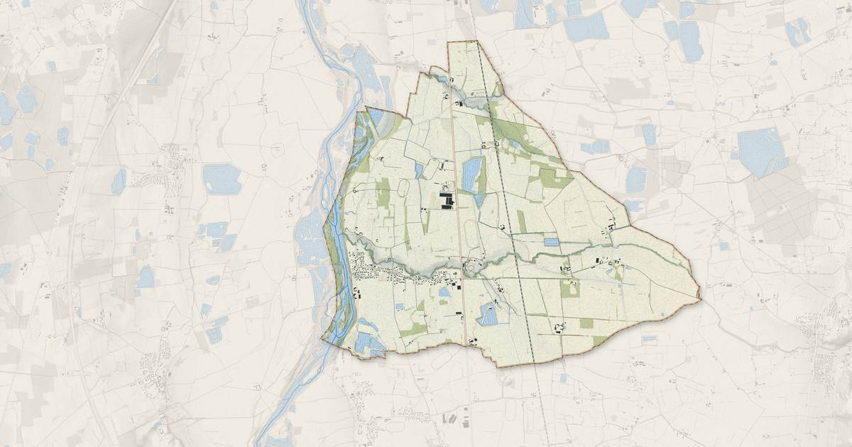 Portrait cartographique de Saint-Laurent-la-Conche : relief, eau, forêts, bâti et voies, calculés à partir des données de l'IGN