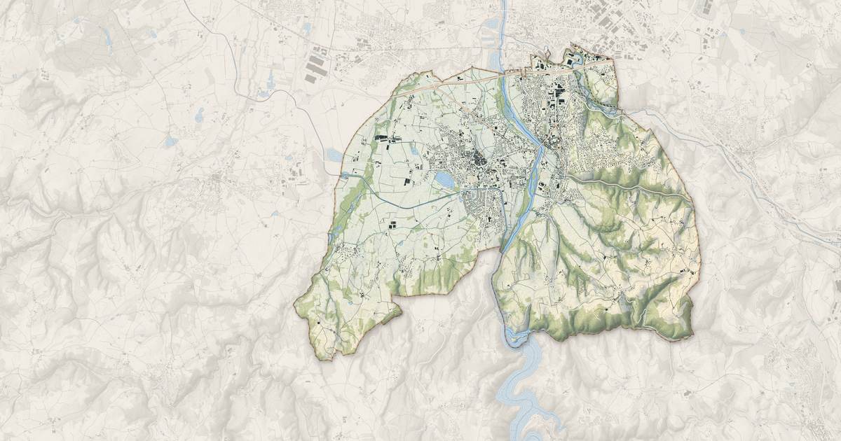 Portrait cartographique de Saint-Just-Saint-Rambert : relief, eau, forêts, bâti et voies, calculés à partir des données de l'IGN