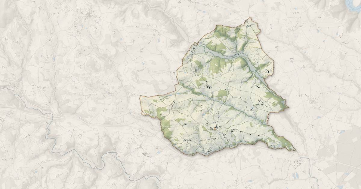 Portrait cartographique de Souternon : relief, eau, forêts, bâti et voies, calculés à partir des données de l'IGN
